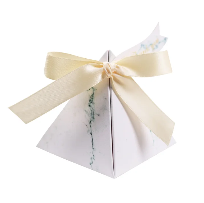 100 шт креативный мраморный стиль треугольная пирамида свадебный сувенир коробка для сладостей вечерние поставки спасибо подарок шоколадная коробка из под конфеты - Цвет: Белый