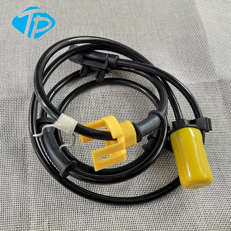 

ABS Wheel Speed Sensor Rear Left / Right for Chrysler Town & Country 5136038AA