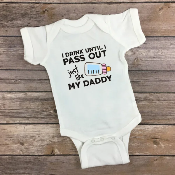 DERMSPE/Детский комбинезон для новорожденных мальчиков и девочек с короткими рукавами и надписью «Happy Birthday Daddy»; летняя одежда для малышей; Лидер продаж; 0-24 - Цвет: HY0121