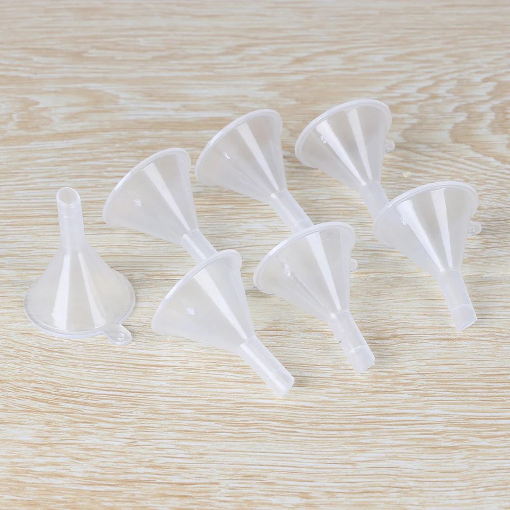 

1 Pack Mini Transparent Plastic Funnel Hopper Kitchen Cooking Accessories Gadgets Perfume Emulsion Packing Auxiliary Tool