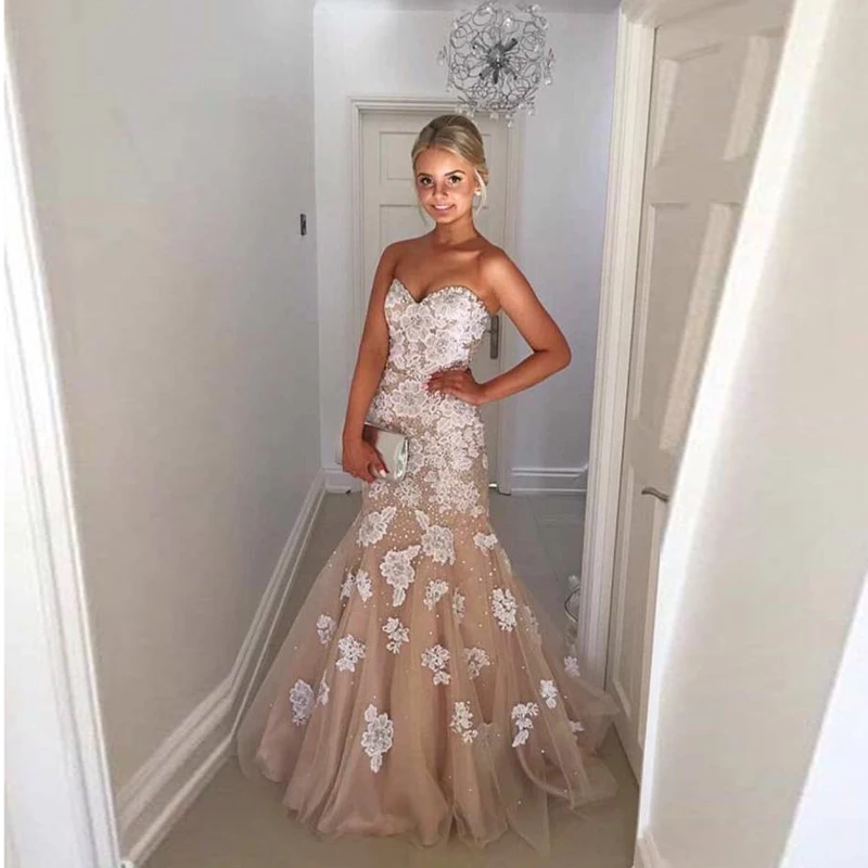 

Champagne Mermaid Evening Dresses 2019 Sweetheart Applique Beaded Elegant Evening Gowns Vintage Gala Long Prom Party Dress