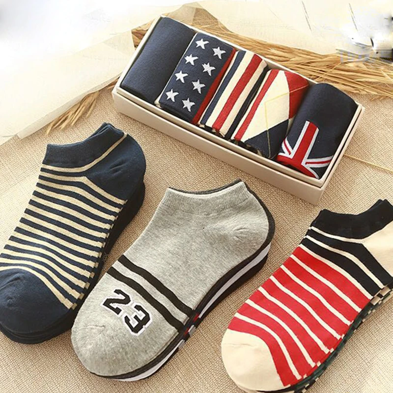 

Oloey New styles Men's Cotton Sport Socks High Quality Brief Invisible Slippers Male Shallow Mouth No Show Sock 5Pairs / Lot