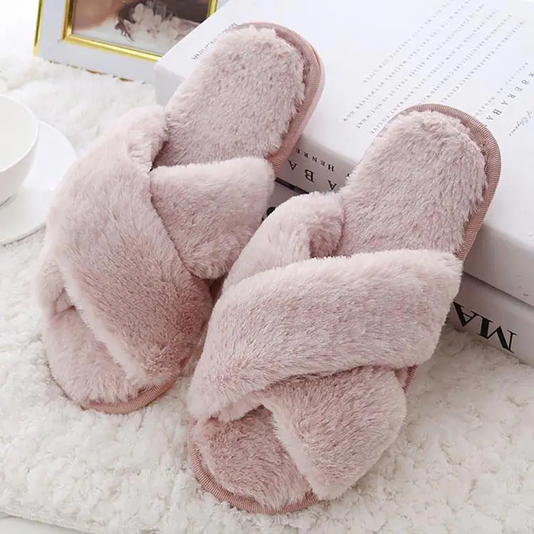 

Slippers winter shoes women home slippers 2019 fashion indoor warm faux fur cozy casual shoes woman slip on flats female shoes