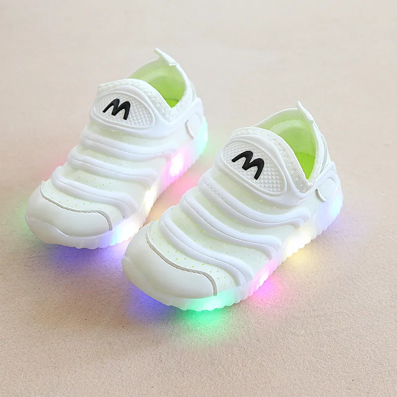 Led Shoes Mesh Breathable 2019 Spring Luminous Sneakers For Children Slip On Kids Shoes Light Children Sneakers