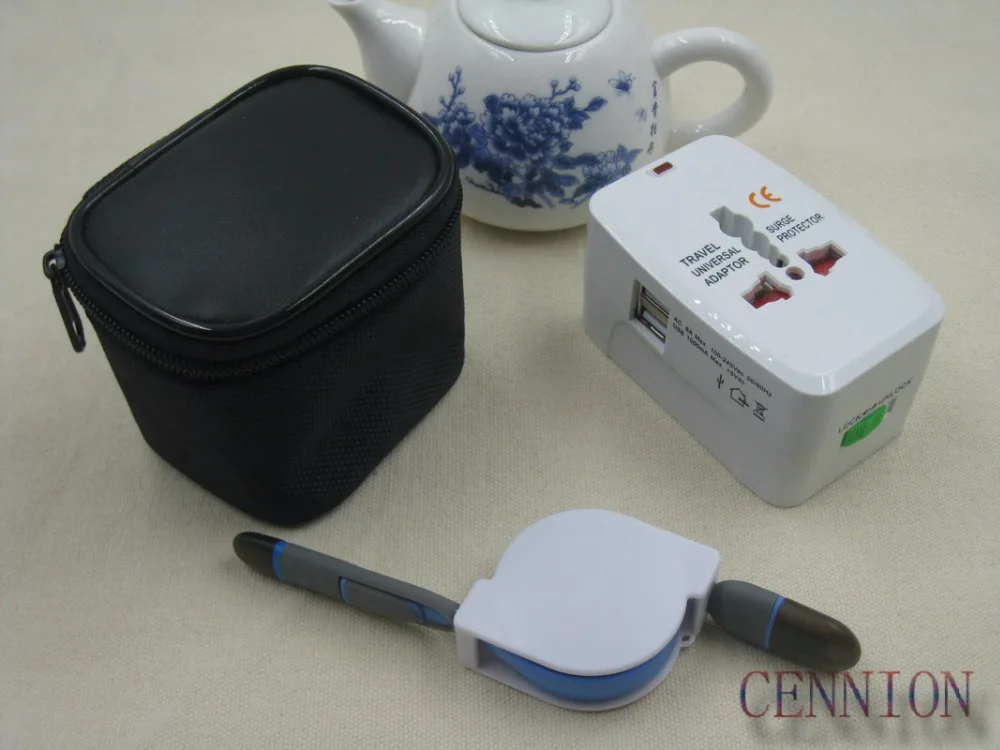 universal adapter_0100