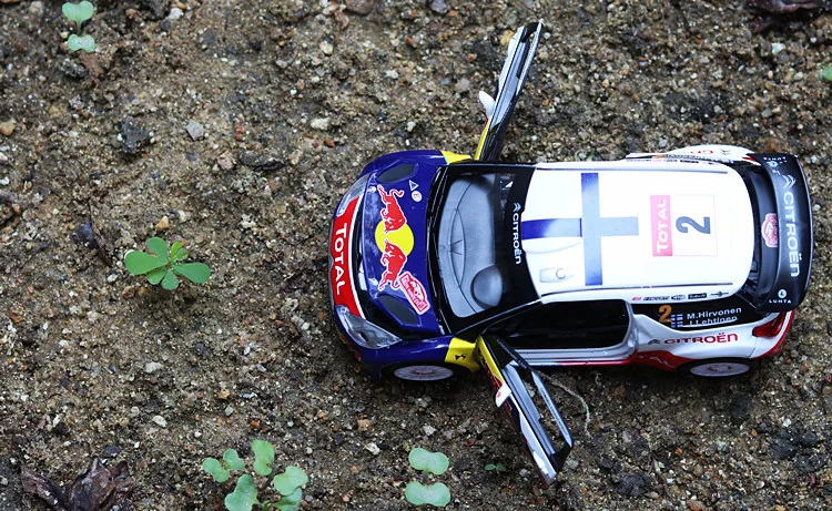 1:32 Diecasts & Toy Vehicles Citroen DS3 модель игрушечной машины со звуком и светом коллекционная