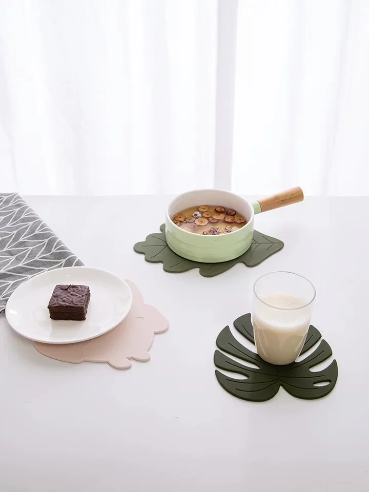 

Irregular Coasters Insulation Placemat Food Grade Silicone Table Pad Waterproof heat insulation Home and Kitchen Accessories
