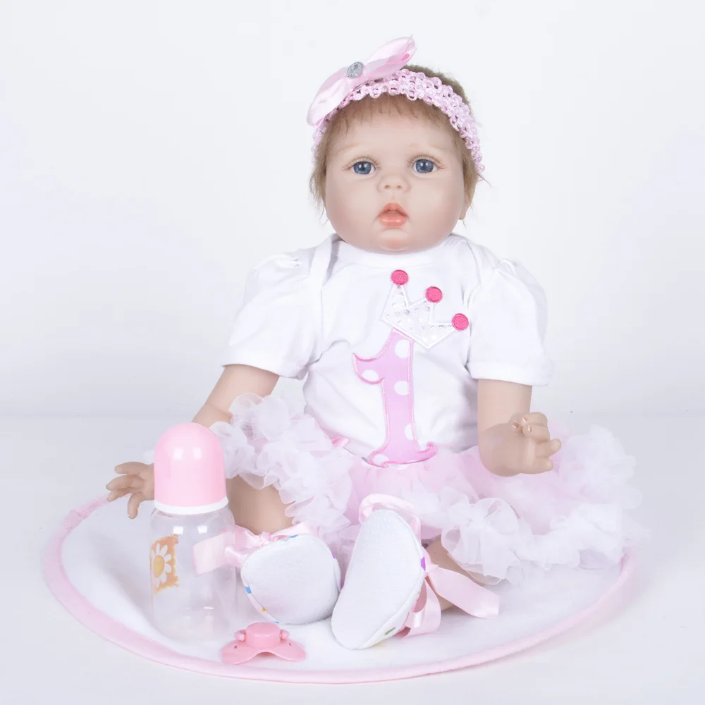 

22 inches Lovely Reborn Girl Doll Soft Silicone Newborn Baby with Cloth Body Toy for Girl Children Birthday Xmas Gift