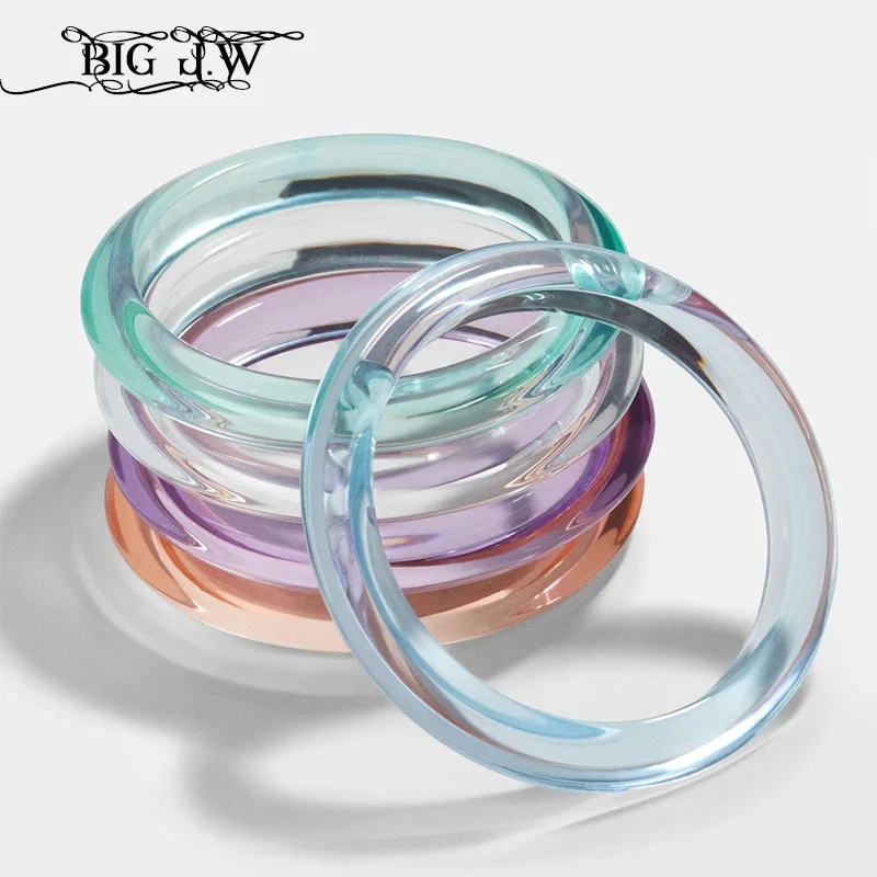 

BIG J.W Brand Three-color Transparent Clear Acrylic Resin Round Bangle Bracelets for Women Stacked Bohemia Ladies Bangles