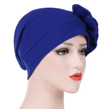 1 шт. женская шапка головной убор тюрбан, повязка на голову шапки женские головной убор в индийском стиле большие цветы жемчужные бусина мусульманские оборки раком Chemo зимние шапки