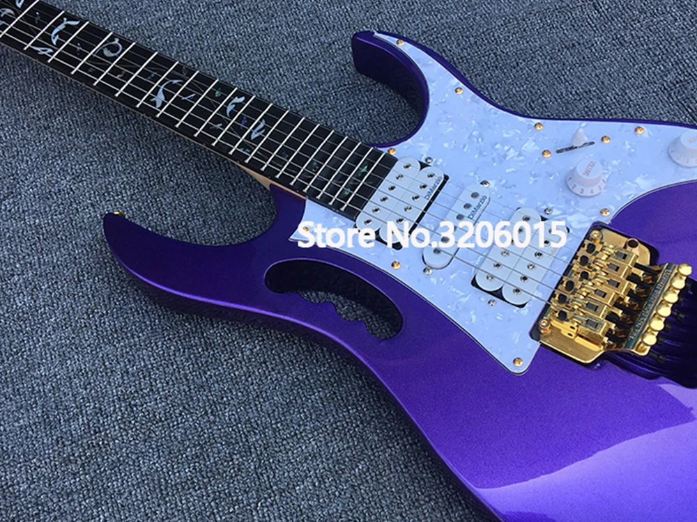 2018 nuevo 6-string purple 24 Frets Custom shop Guitarra eléctrica, Golden hardware con Tremolo bridge, Guitarra de alta calidad. 2018 nuevo 6-string purple 24 Frets Custom shop Guitarra eléctrica, Golden hardware con Tremolo bridge, Guitarra de alta calidad.