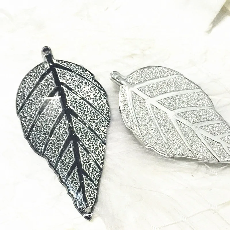 

25PCS Silver heart leaves Acrylic Flatback Scrapbooking-Crafts-holes-Buttons