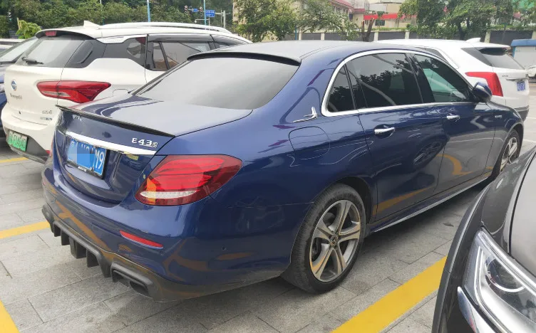 Для Benz E class W213 спойлер для губ заднее стекло Верхнее крыло углеродное волокно задний спойлер, крыло, багажник