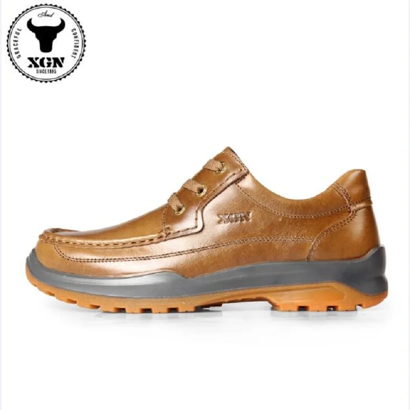 

XGN Brand Leisure Walking Shoes Adult Men Waterproof Breathable Non-slip Wearable Square head Low Shoes Flat PU Shoes Pure