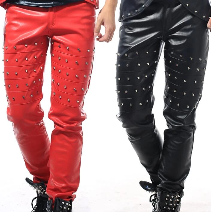 Stage Personlichkeit Manner Leder Hosen Roten Hose Manner Pu Hose Sanger Tanz Manner Rock Fashion Pantalon Homme Punk Nieten Weiss Schwarz Fashion Mens Leather Pants Mens Fashion Leather Pantsmen Leather Pants Aliexpress
