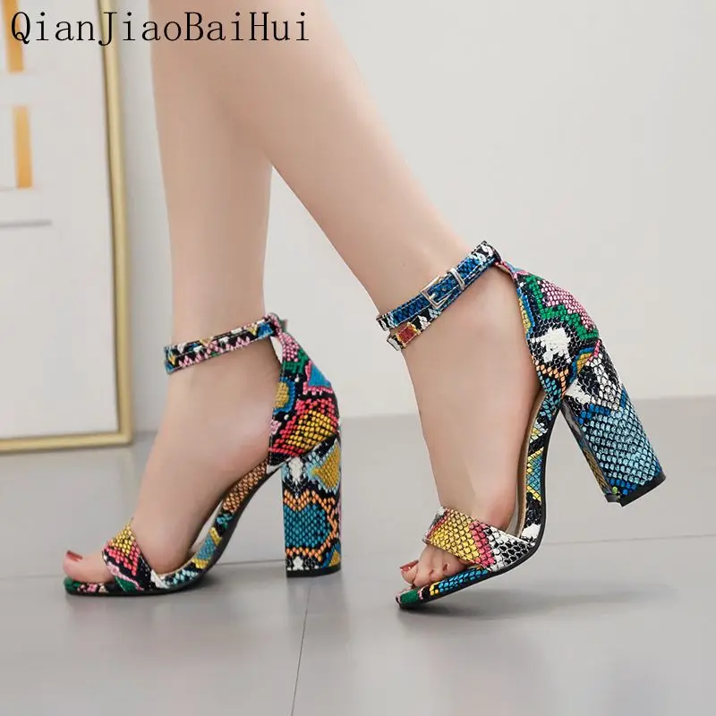 

Qianjiaobaihui Colour Snake Sandals Thick Heel High Sandals Woman Ankle Strap Snake Shoes Summer Banquet Party Sandales Female