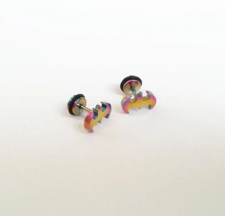 Серьги гвоздики из титановой стали с изображением Бэтмена|batman earrings|barbell stud
