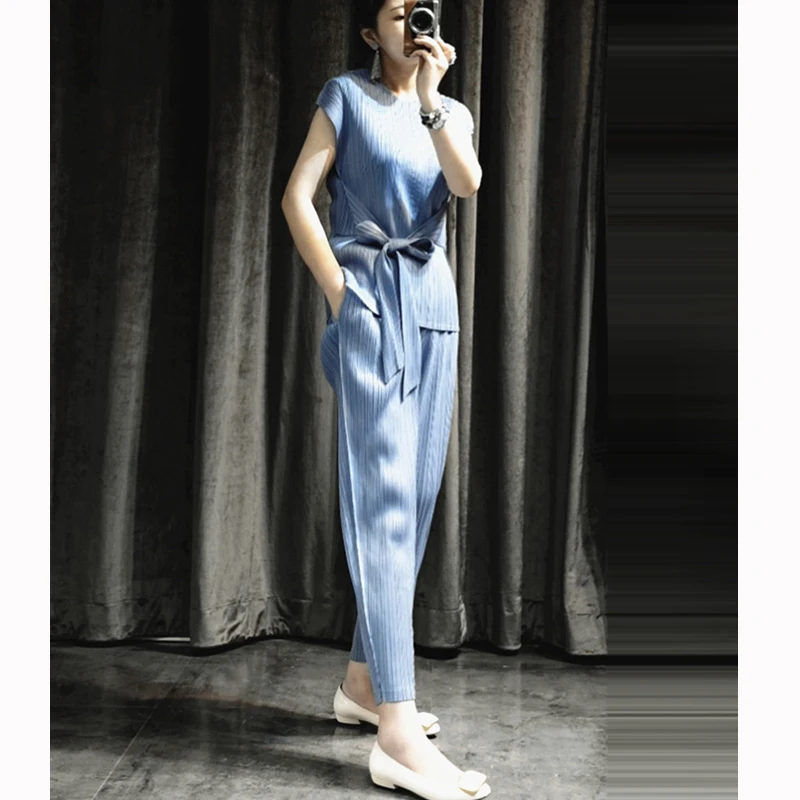 

Changpleat summer 2019 New Women two piece sets Miyak Pleated Fashion Design T-shirt and Pants Solid Large Size Female Suits