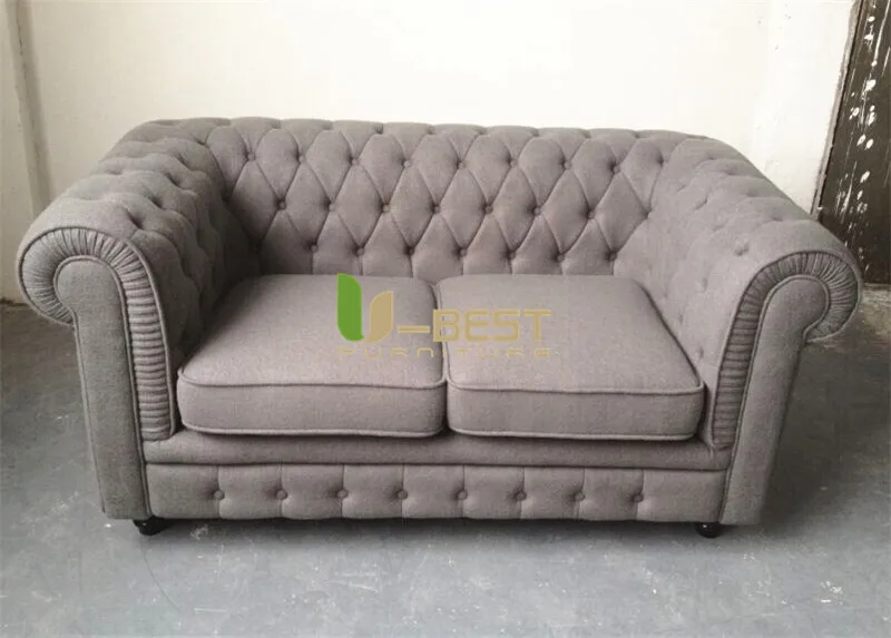 grey fabric chesterfield sofa (1)