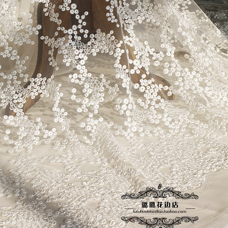 ткань для свадебного платья. свадебные ткани. ткань для свадебного платья. ткань гипюр на свадебное платье. гипюр и кружево отличия.