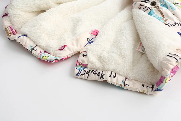 Jaquetas para Meninas Cabolsas com Capuz Roupas do Bebê Novo Outono Inverno Crianças t Graffiti Parkas Bebê Meninas Quente Outerwear 1-7 14 1-7 t graffiti parkas casacos com capuz