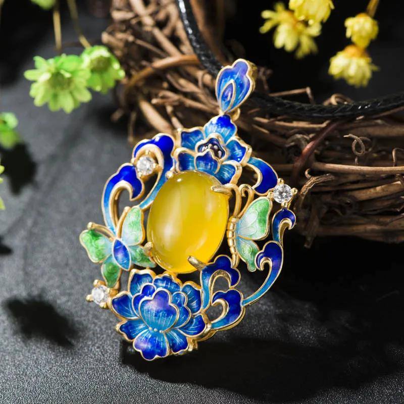 

Yellow Agate S925 Sterling Silver Burning Blue Cloisonne Retro Thai Silver Jewelry National Butterfly Orchid Pendant Female