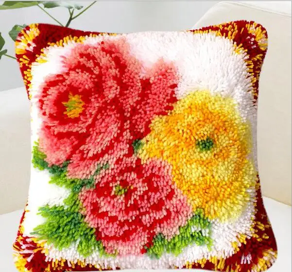 

Latch Hook Throw Pillows Embroidery Pillow Flower Knitting Needlework Crochet Hook Embroidery Pillowcase