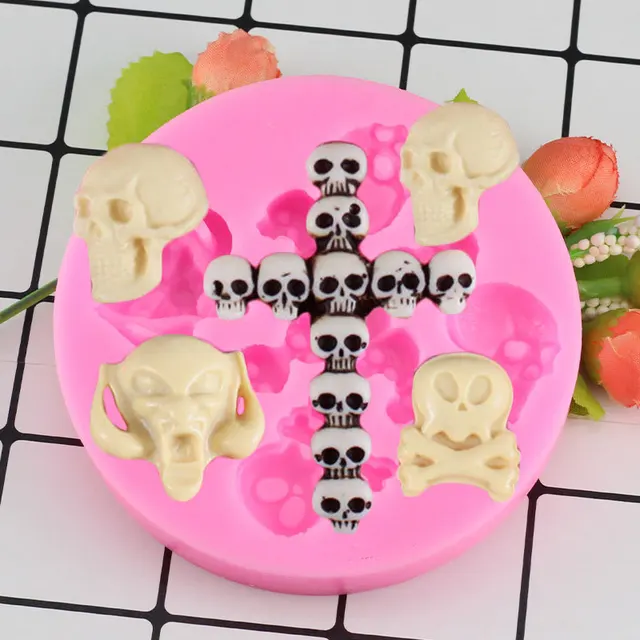 Us 7 95 3d Skull Cake Border Silicone Mold Halloween Cupcake Topper Fondant Cake Decorating Tools Chocolate Gumpaste Candy Clay Moulds In Clay