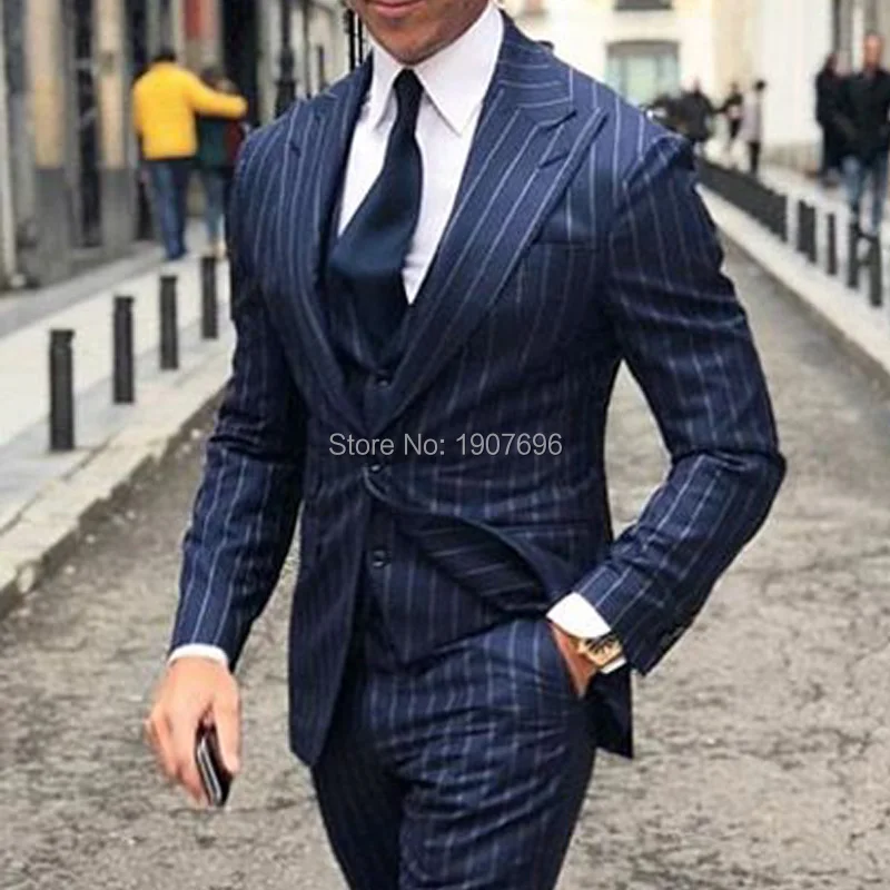 

Blue Pinstripe Business Men Suits for Wedding Groom Tuxedos Peaked Lapel Three Piece Jacket Pants Vest Tailor Made Blazer