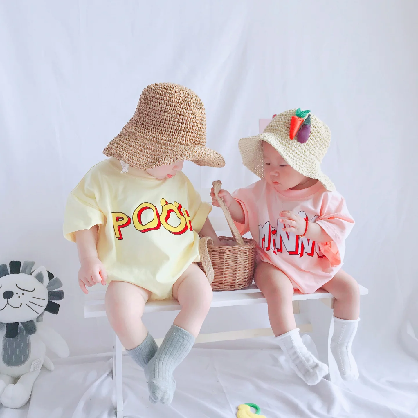 Детские комбинезоны с рисунками Микки и Минни для новорожденных; Одежда для мальчиков; хлопковые комбинезоны для маленьких девочек; летние комбинезоны с короткими рукавами; одежда для малышей