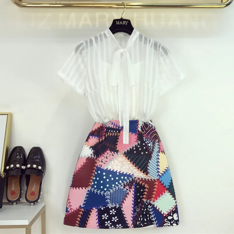 

2019 Summer Two Piece Set Women Bow Collar See Through Shirts Top+Flower Print Skirt Set Short Sleeve Chiffon 2PCS Clothing Set