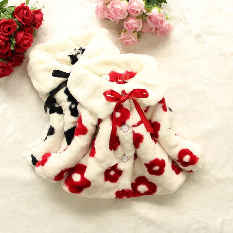 Зимнее хлопковое пальто для малышей; милая плотная пуховая верхняя одежда ярких цветов с Минни для маленьких девочек; зимняя теплая куртка из ткани с ручками для малышей; одежда; GH292