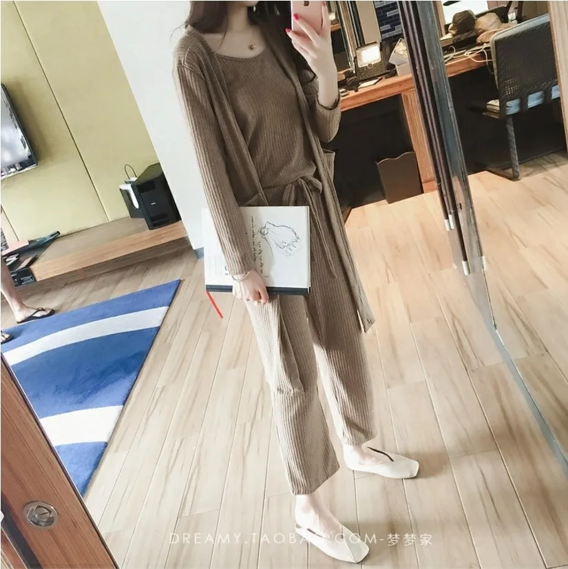 Women's Sets (11)