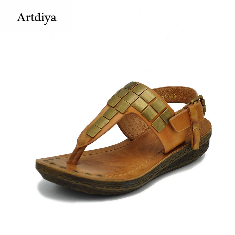 

Artdiya New Rivets T-toe Low Heels Genuine Leather Sandals Retro Handmade Casual Buckle Women Shoes 2016-2