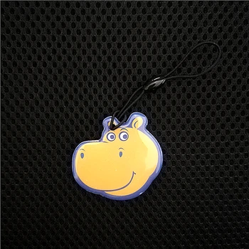 

1Pcs/lot 13.56mhz Rewritable Clone Card UID changeable 1K S50 Classic ev1 Chinese Magic Card Token Key buckle ring chain keyfob