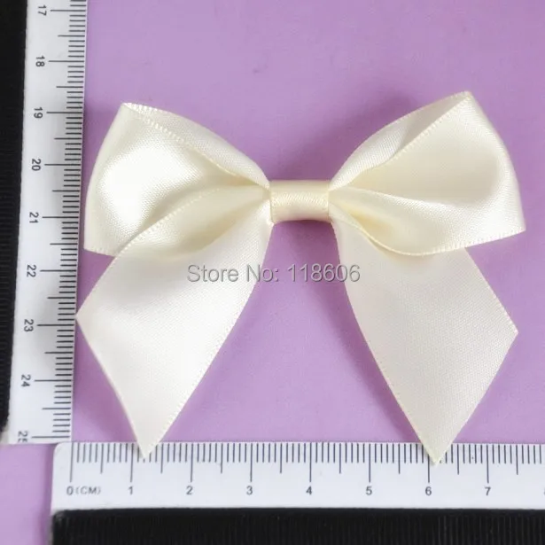 pretie ribbon gift bow.jpg