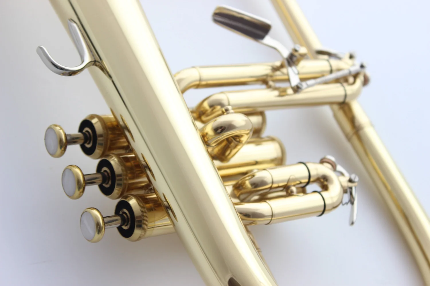 Brand New Professional Flugelhorn 183 Gold Lacquer With Case Profession Flugelhorns Bb Yellow Brass Bell