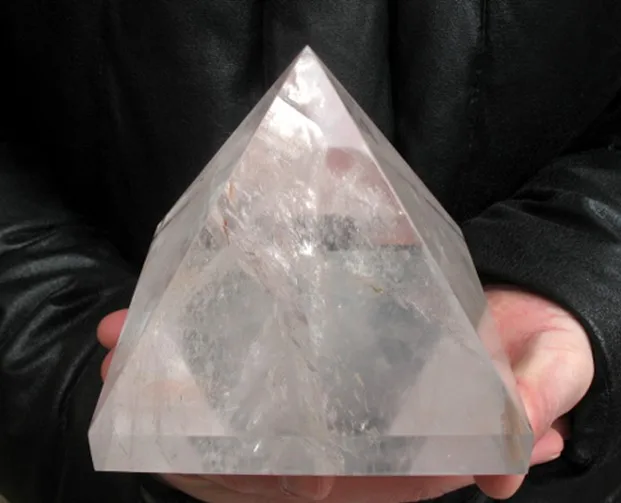

1250g AA++ NATURE Transparent QUARTZ Crystal Gemstone PYRAMID POINT HEALING