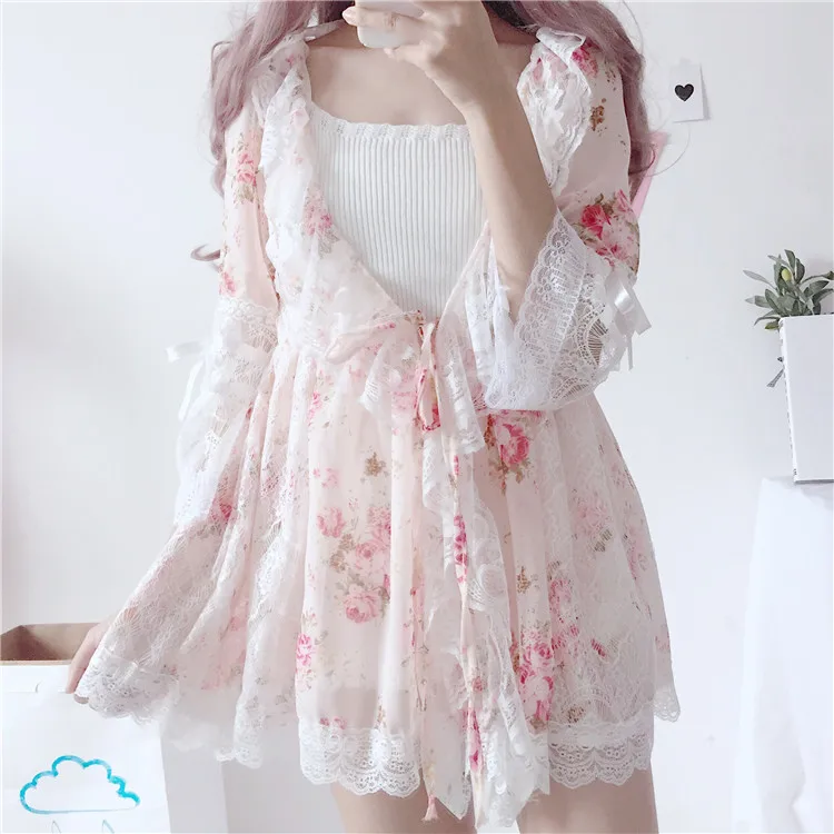 

Harajuku Style Deep V-neck Lace Blouse Women Floral Cute Cardigan Lolita Style Three Quarters Sleeve Sweet Shirt Blusa Chemise