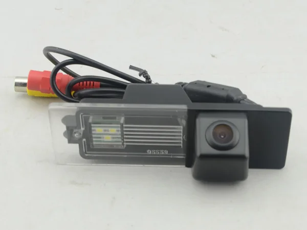 

Car Rear View Reversing Backup IR CCD Camera For BMW Z4 640I 120I 135I 320LI