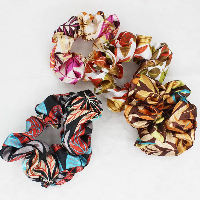 Altobefun цветочный Для женщин Scrunchies модная одежда для девочек атласные Эластичные аксессуары для волос резинка для волос с леди Hairties с головными повязками BF001
