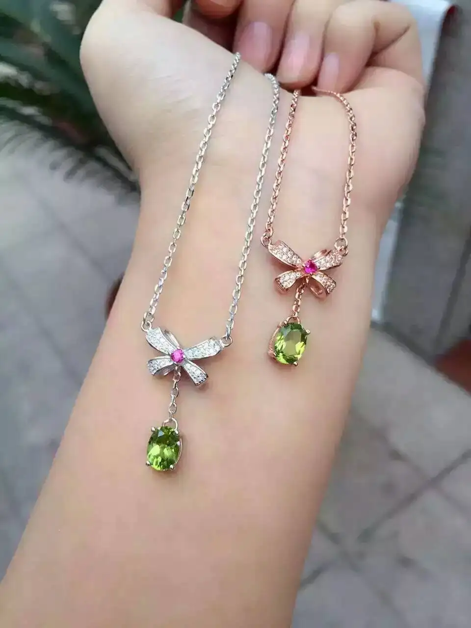 

natural green peridot stone Necklace S925 silver natural olivine Pendant Necklace for Girls women Elegant bow butterfly Jewelry