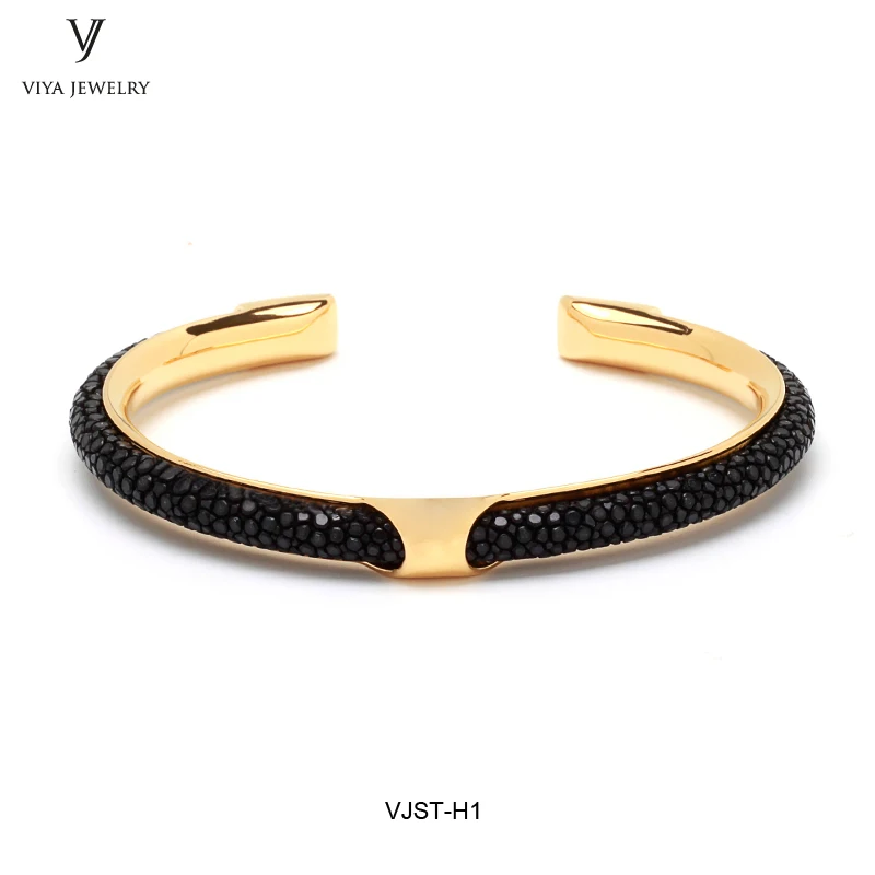 luxury stingray leather bangle with 316 l stainless steel hardware Fashion men bangle stingray bracelet (1)