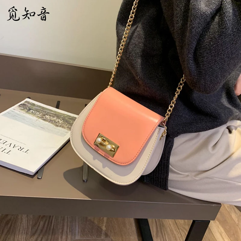 

2019 New Hot Sale C&k Panelled Pu Chain Shoulder Bag For Women Fashion Wild Pearl Saddle Bag Ladies Hollowed Out Messenger Bags