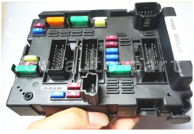 fuse box unit assembly relay for citroen c3 c5 c8 xsara picassofuse box unit assembly relay for citroen c3 c5 c8 xsara picasso peugeot 206 cabrio 307