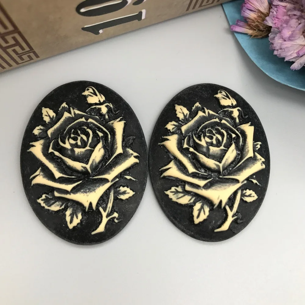 

Free shipping! Flower resin Cameo.black background cameo. Resin Flatback Cabochon for Necklace Pendant .Jewelry.DIY , 30*40mm
