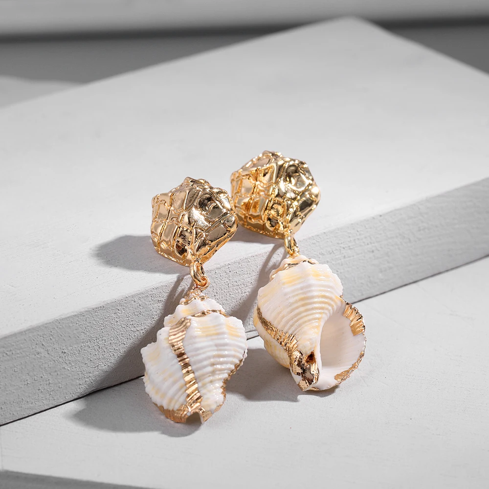 

Vintage Big Conch Drop Earrings For Women Irregular Real Shell Conch Drop Earrings Bohemia Geometric Natural Earrings For Women