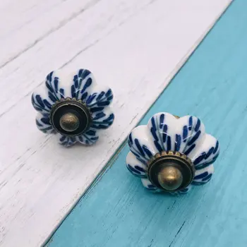 

10pcs Prime Quality Round Knob Vintage Ceramic Cabinet Knobs with Screws for Dresser Drawers Kitchen Bathroom Cabinets Furniture