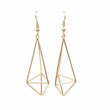 Модные Простые геометрические стерео женские серьги-гвоздики, серьги-гвоздики в виде пирамиды, полые аксессуары для девушек, женские металлические серьги, золотые