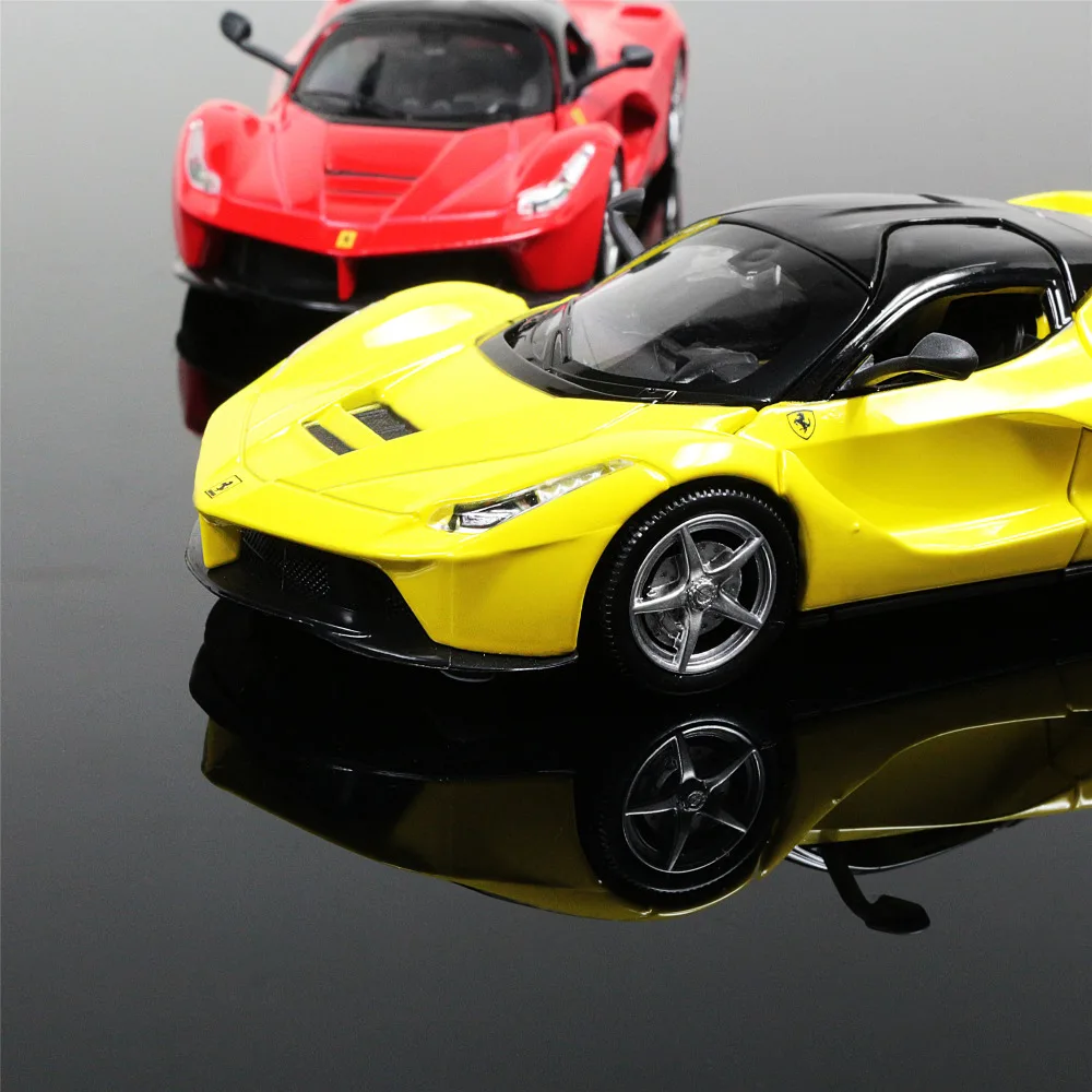Beste 132 Gratis Verzending Grote Schaal Simulatie Legering Auto De originele auto model geïnduceerde door Super Roadster namens een auto model
